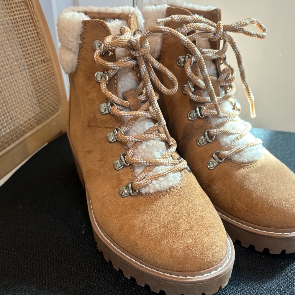 Universal Thread Tan Winter Boots With White Lini… - image 3